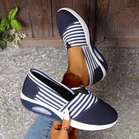Marineblau