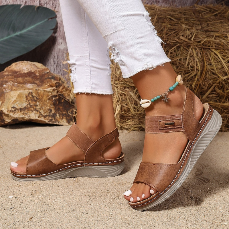 Kariann™ - Sportliche Sandalen