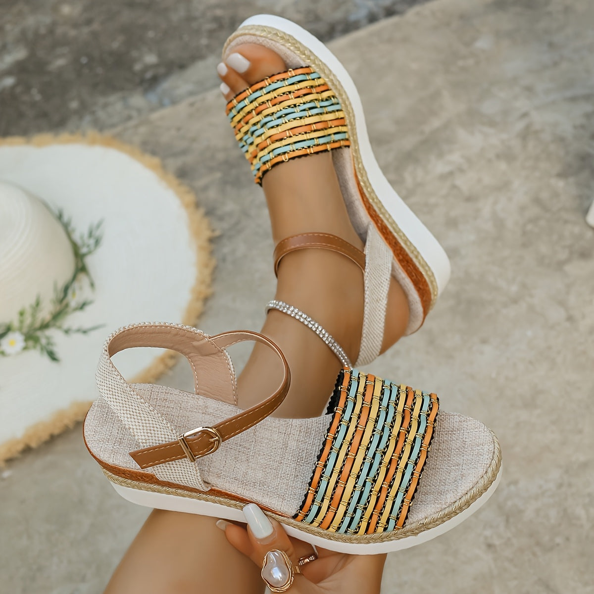 Isla™ - Geflochtene Plattform Sandalen